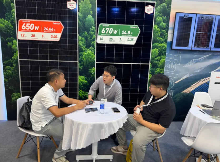 首日直击｜腾晖光伏亮相 Solar & Storage Live Vietnam 2026