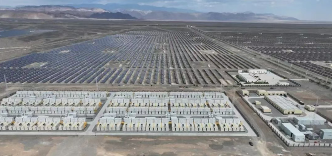 哈密市100MW/400MWh全钒液流独立储能电站圆满完成本年度迎峰度夏保电任务
