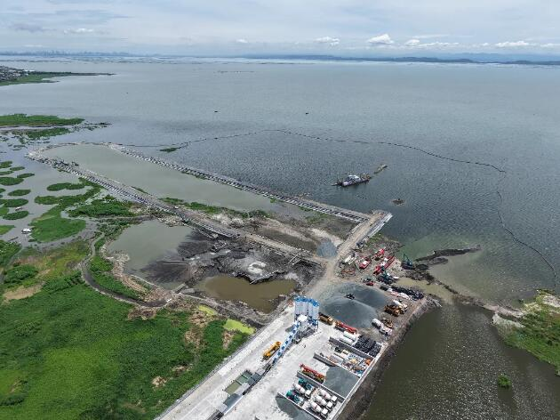 践行绿色建造 ！湖南路桥菲律宾LLRN项目光储系统正式投运