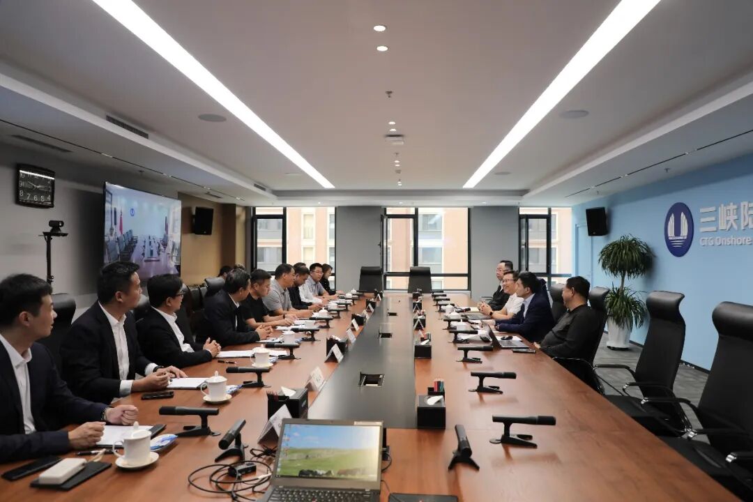 共筑沙戈荒绿能新高地,达拉特旗政府一行到访三峡陆上新能源并参观TCL中环内蒙基地