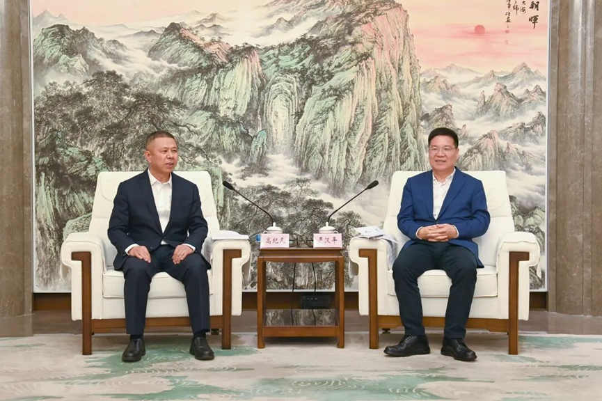 盐城市委书记严汉平会见高纪凡,共拓新型储能、分布式光伏、零碳园区建设等合作空间
