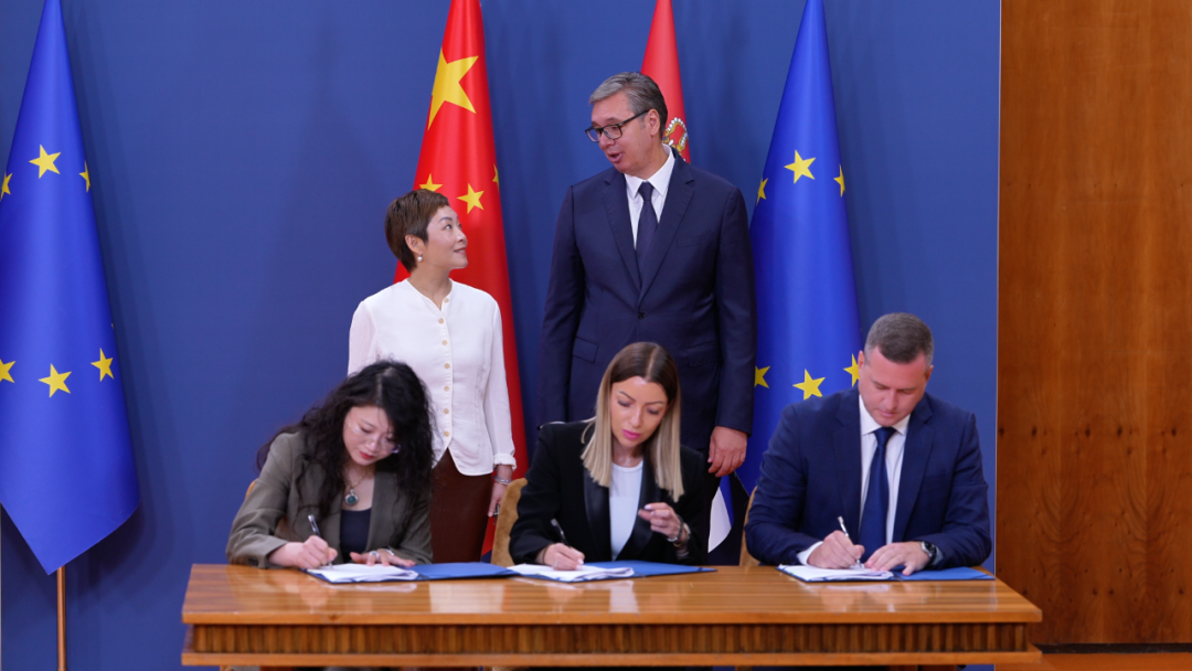 从中国制造走向全球制造——睿恩新能源塞尔维亚制造基地正式签约