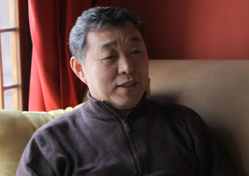 李俊峰荣获马尼·L·鲍米克年度突破奖