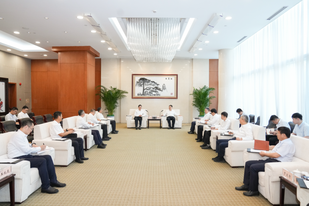 中国华能董事长温枢刚张文峰会见哈电集团董事长黄伟、总经理刘清勇