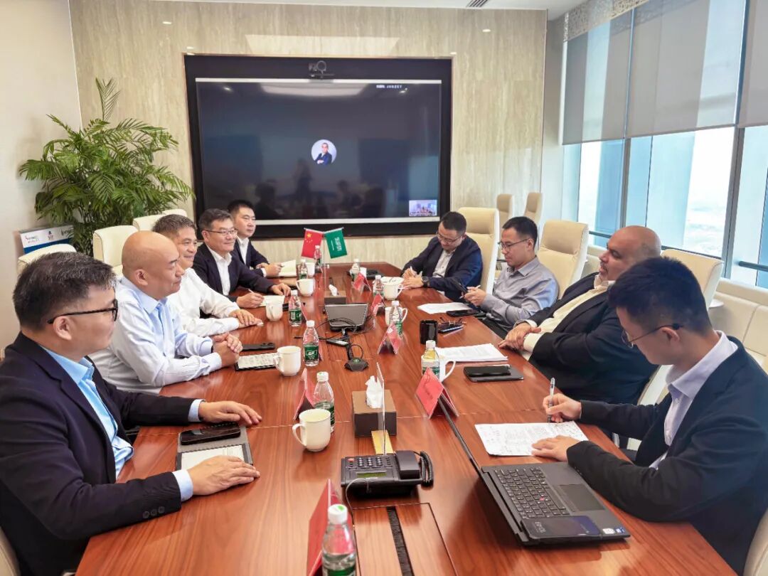 中来股份与ACWA Power共探可再生能源合作新机遇