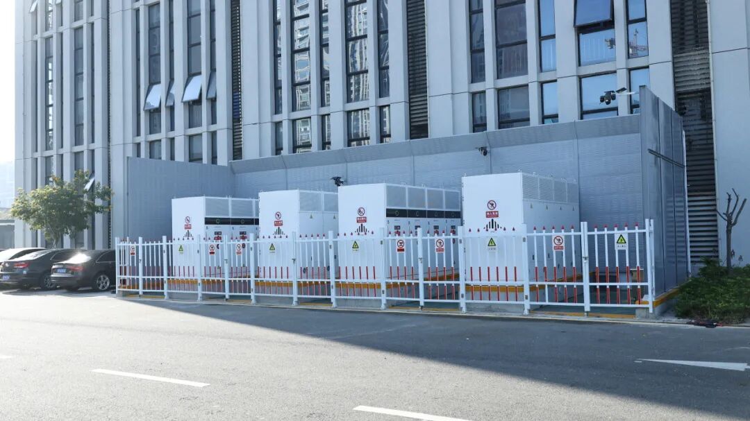 奇点能源储能设备助高德斯实现用能自由