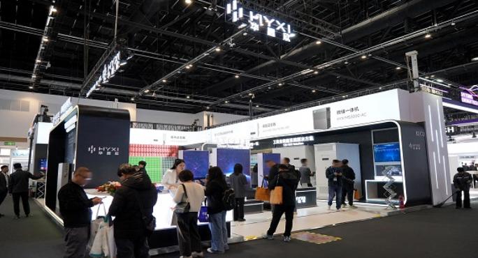 华昱欣携多款工商储新品亮相ESIE 2026，以智重塑工商业用能价值逻辑
