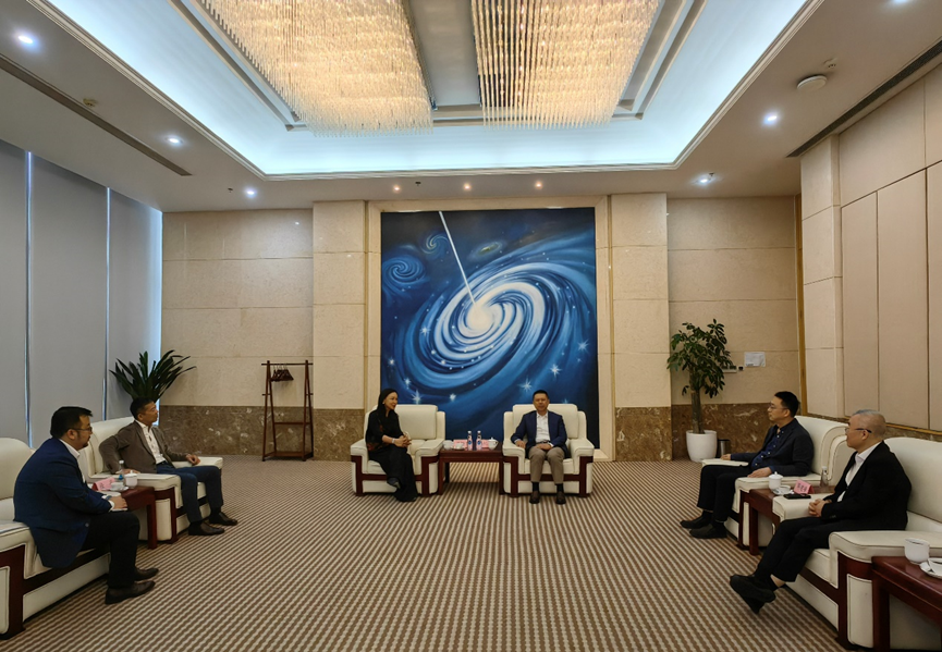 世界经济论坛代表团到访天合光能