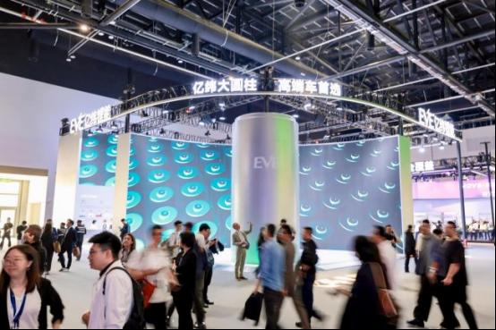 北京车展深观察：高端车首选，亿纬大圆柱引领电池新格局