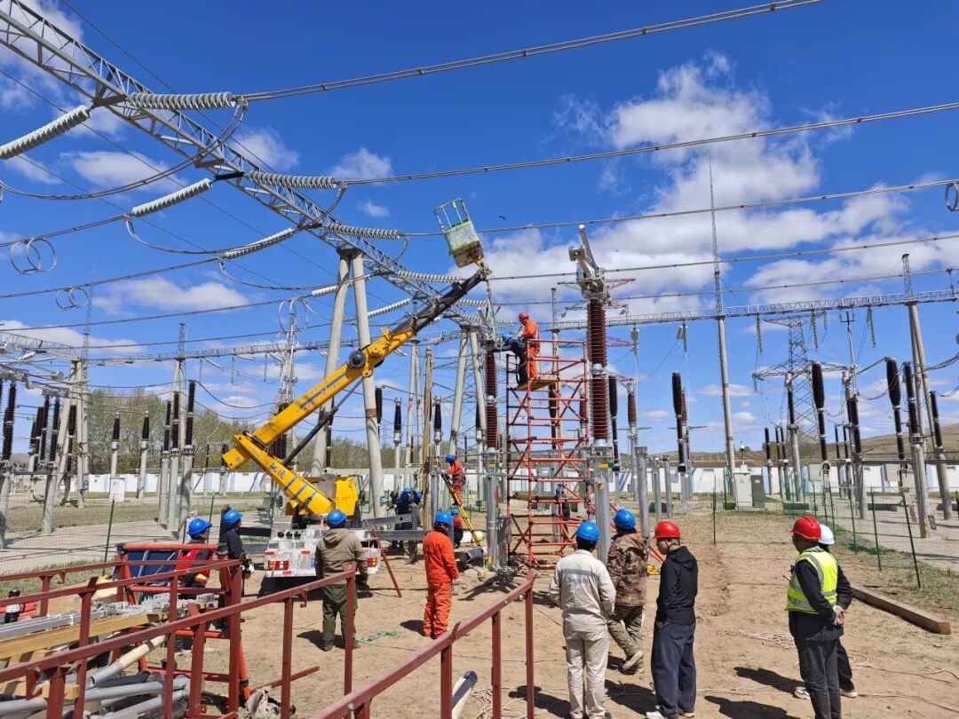 200MW/400MWh！内蒙古太仆寺旗荣鑫地房子电网侧独立共享储能电站项目成功并网