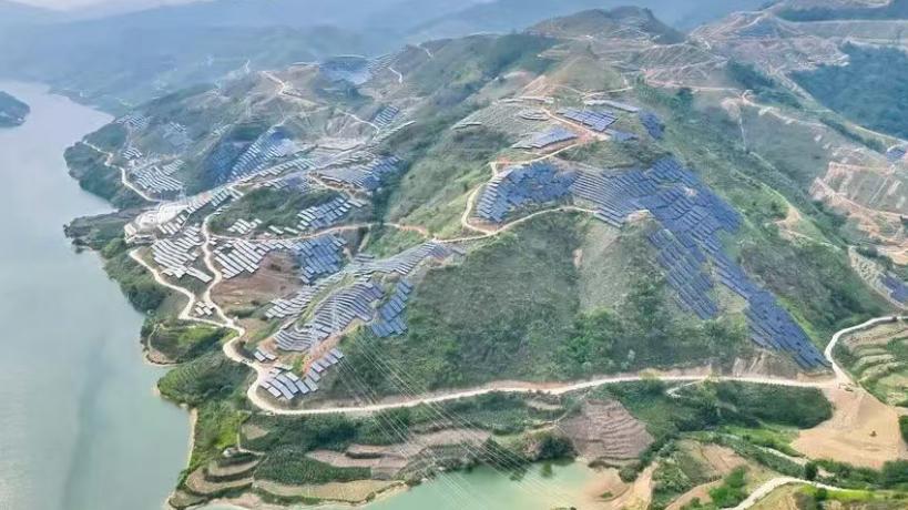 投运!复杂山地光伏技术创新应用项目