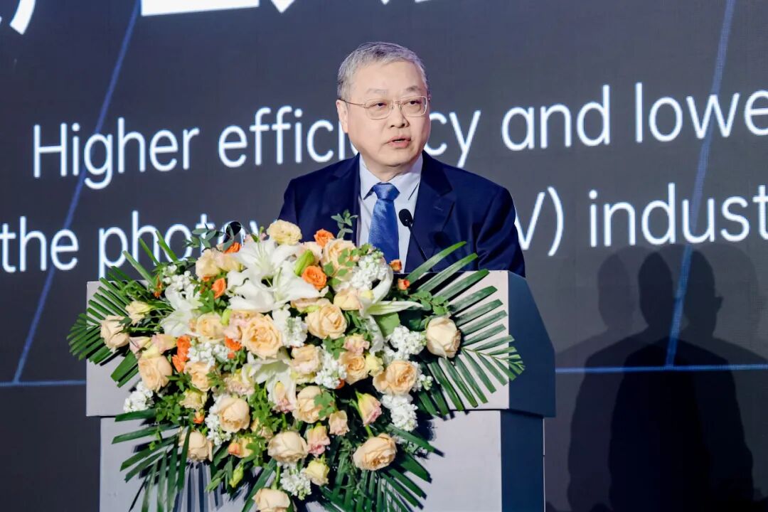 引领人类社会进入零碳时代，成为全球光伏产业领导者