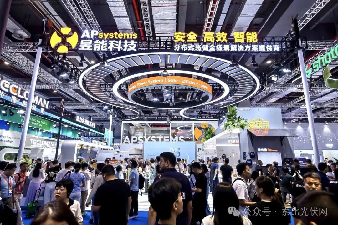 安全为基，AI赋能丨昱能科技携7大新品及全场景光储方案闪耀SNEC