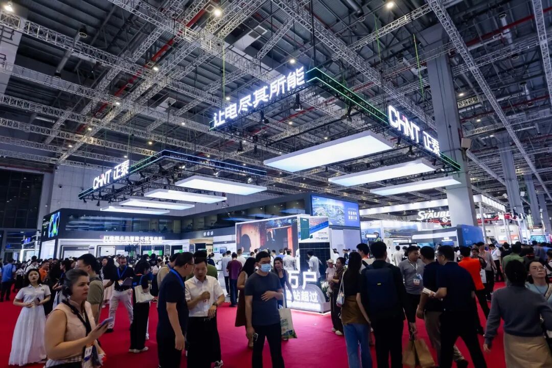 穿越周期：光伏巨头如何用全场景服务重构绿电生态？