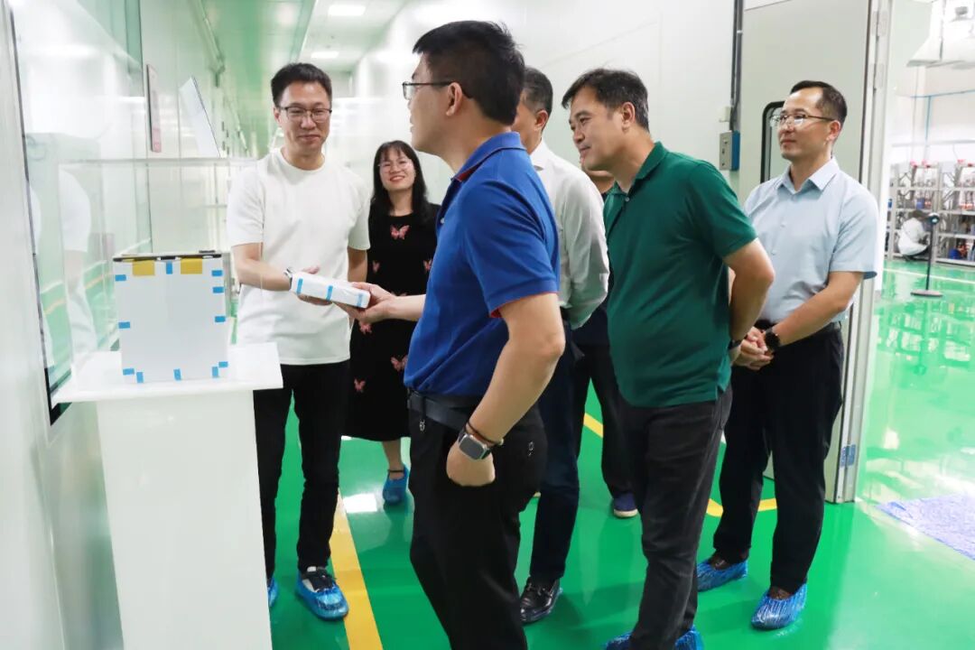 中兴通讯执行副总裁、首席技术官王喜瑜等到访兴储世纪