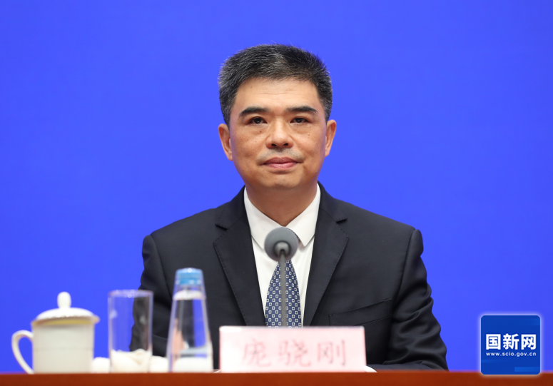 国务院国资委：今年央企年度计划安排“六张网”相关投资约2万亿元