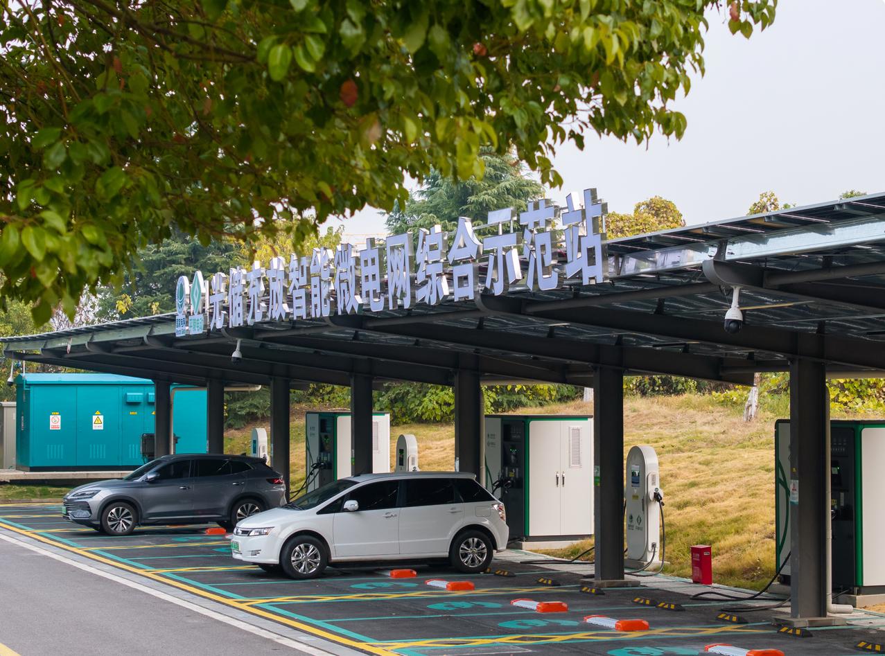 换电站:新能源汽车补能新变革,你了解多少?