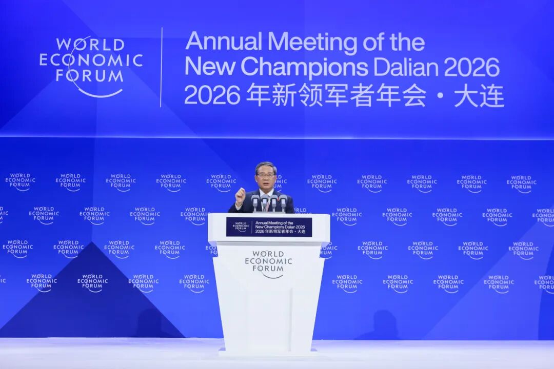 2026夏季达沃斯 | 晶科能源钱晶:开放生态,规模化创新