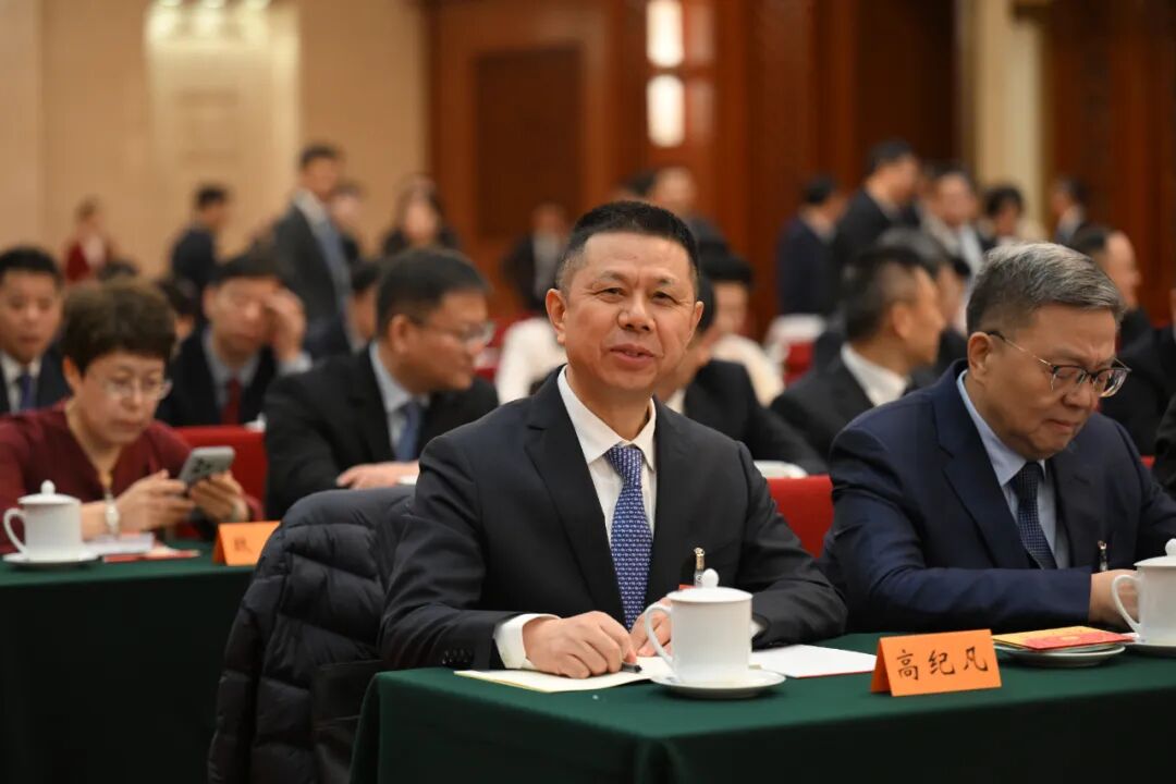 高纪凡两会建言 | 光伏行业深入整治“内卷式”竞争