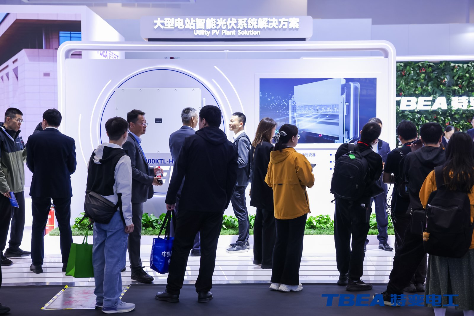 特变电工新能源携两款重磅光储新品亮相北京国际储能展