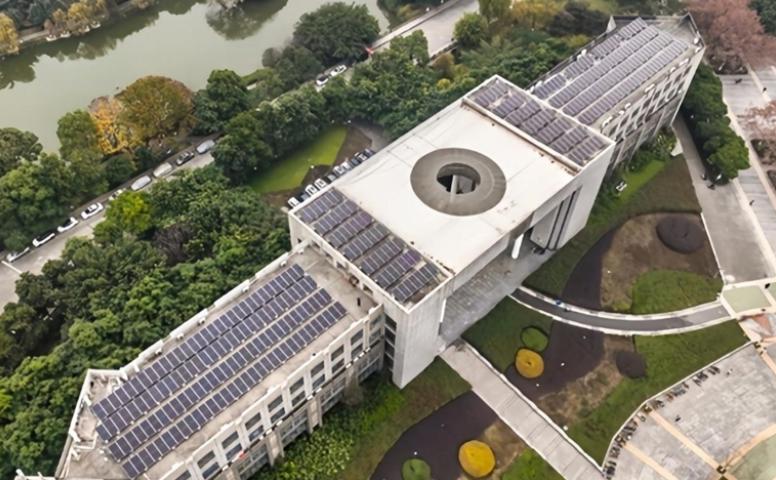 西南石油大学研发新型太阳能电池,光电转换效率突破极限