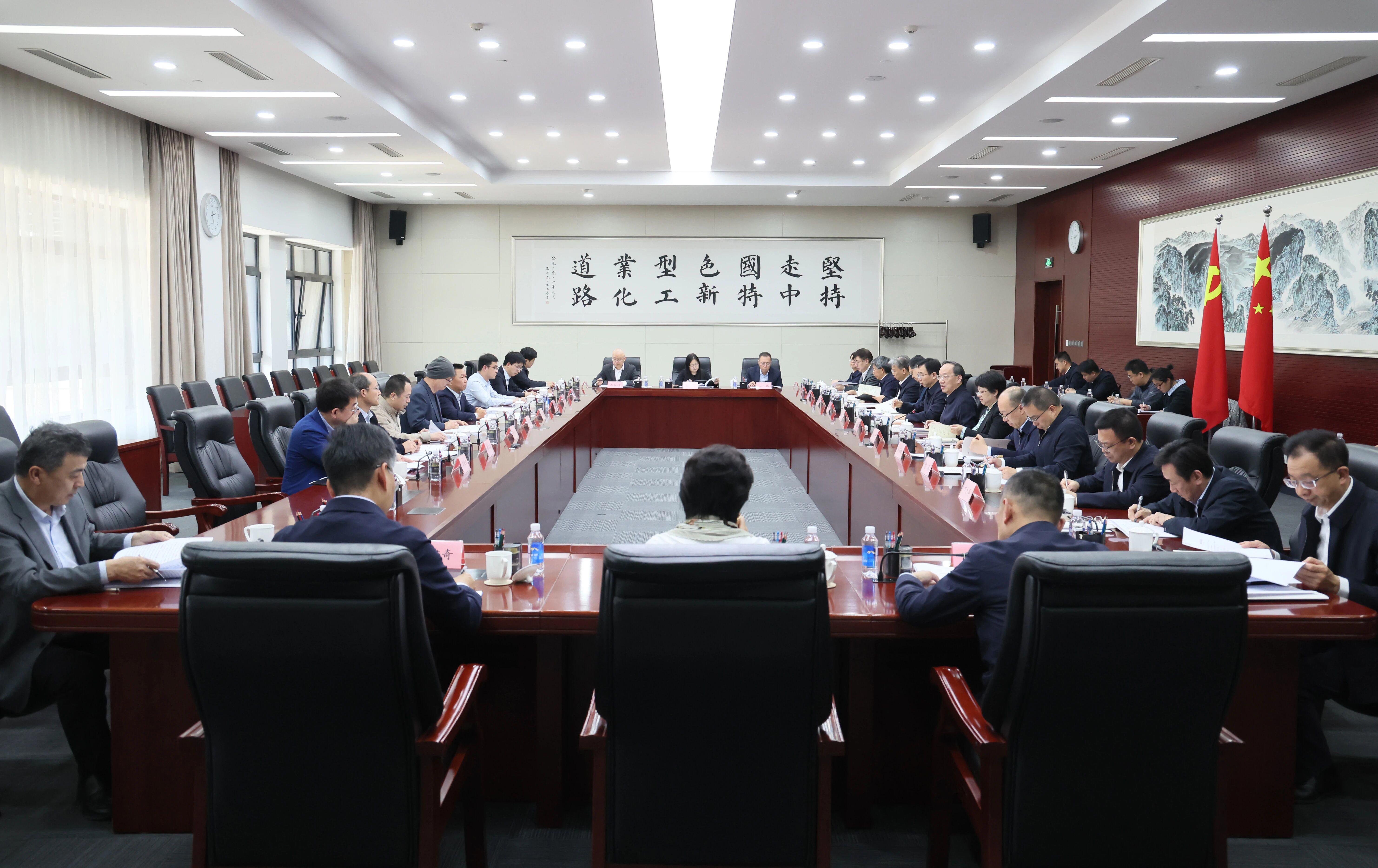 工信部定调!更大力度、超前布局氢能等未来产业